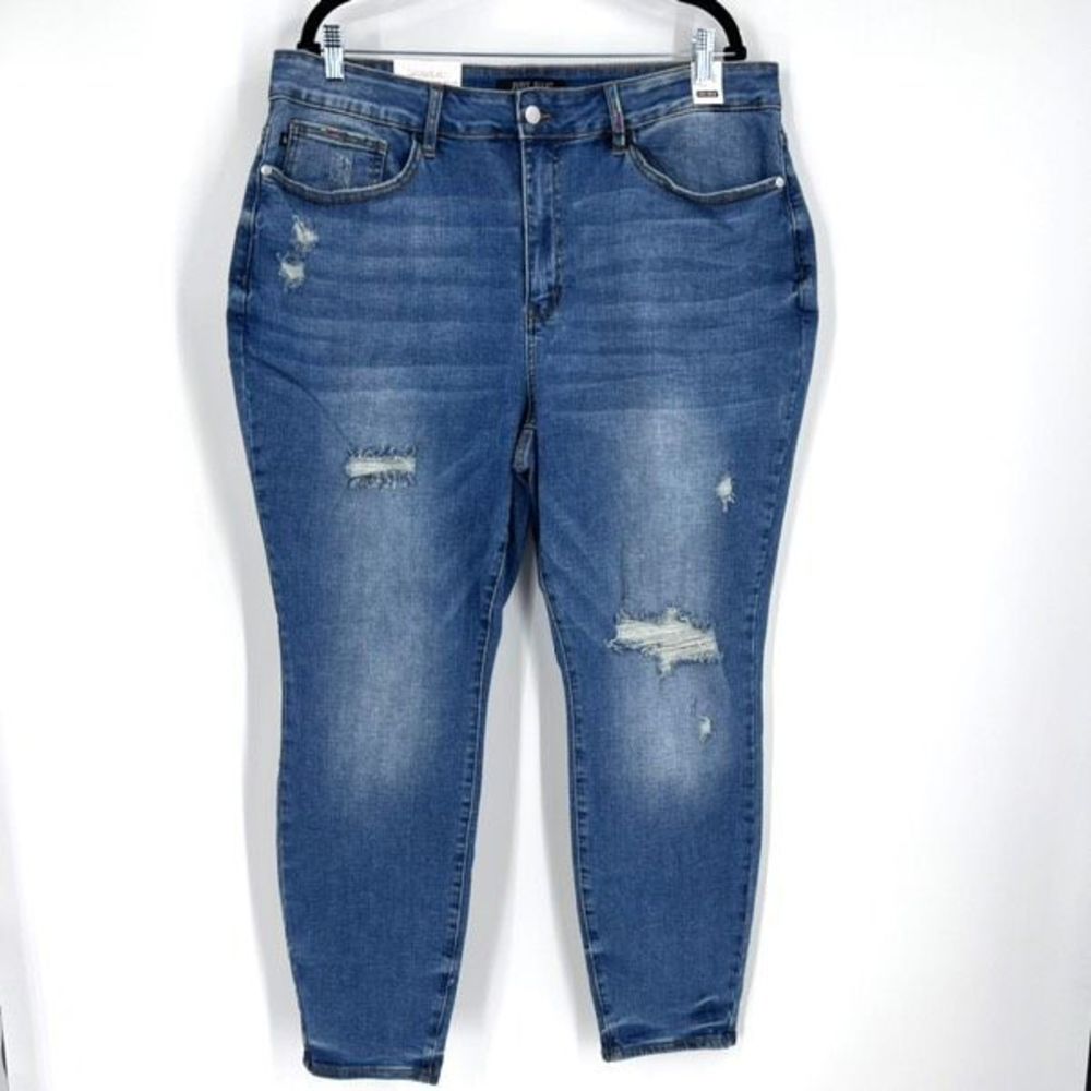 NWT Judy Blue Distressed Embroidered Pocket Skinny Jeans Size 20 W